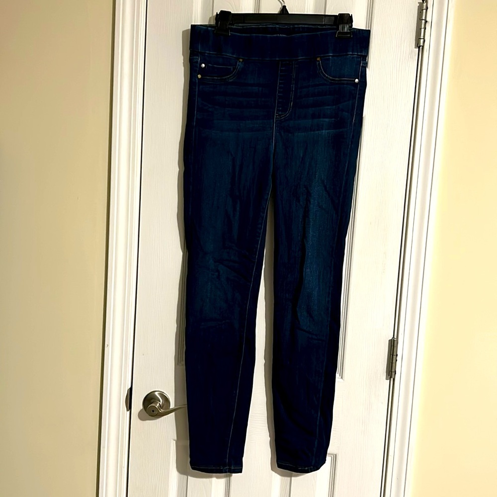 Liverpool Ladies The skinny Pull on Jeans - Picture 1 of 6